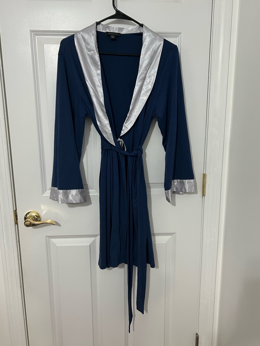 Jones New York robe